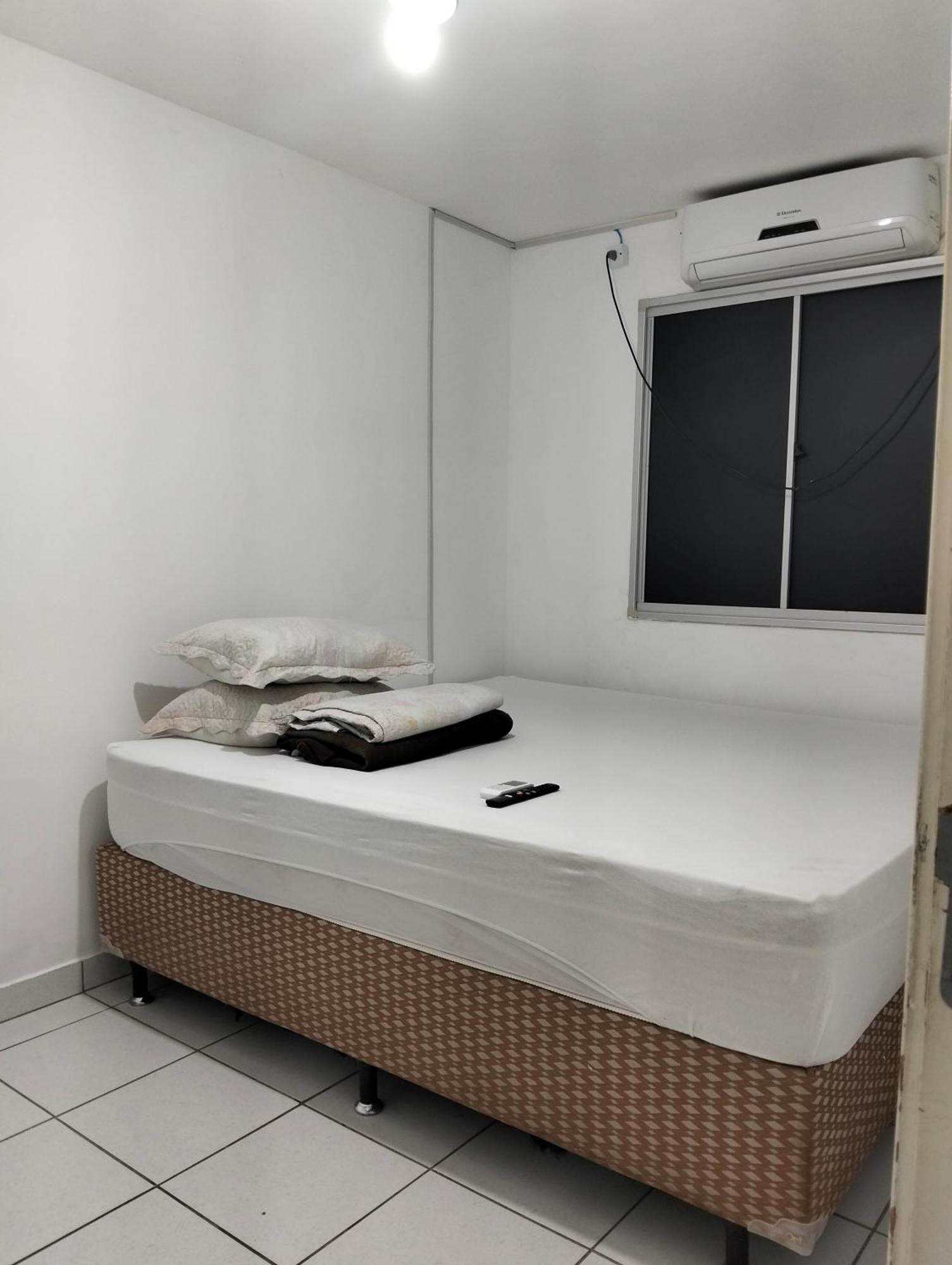 Apartamento Mobiliado 1 Quarto 彼得罗利纳 外观 照片